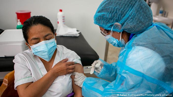 Ecuador anunció que la vacunación anticovid será obligatoria