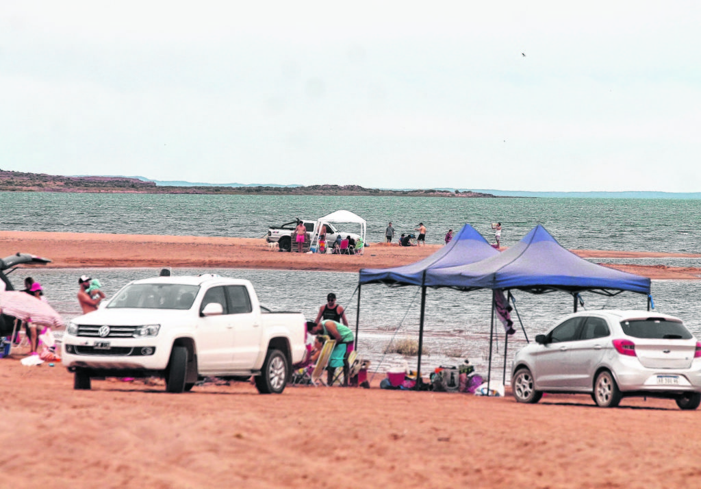 Desplegarán controles de tránsito en los lagos durante el fin de semana