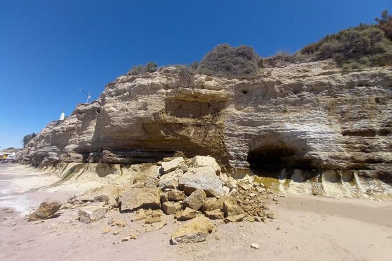 Se registró un nuevo desmoronamiento en los acantilados de Las Grutas