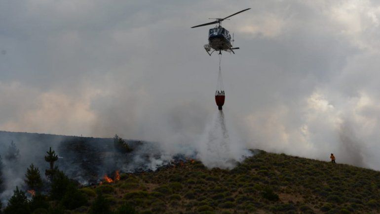 Cordillera: La caída de rayos provocó focos de incendio en la alta montaña