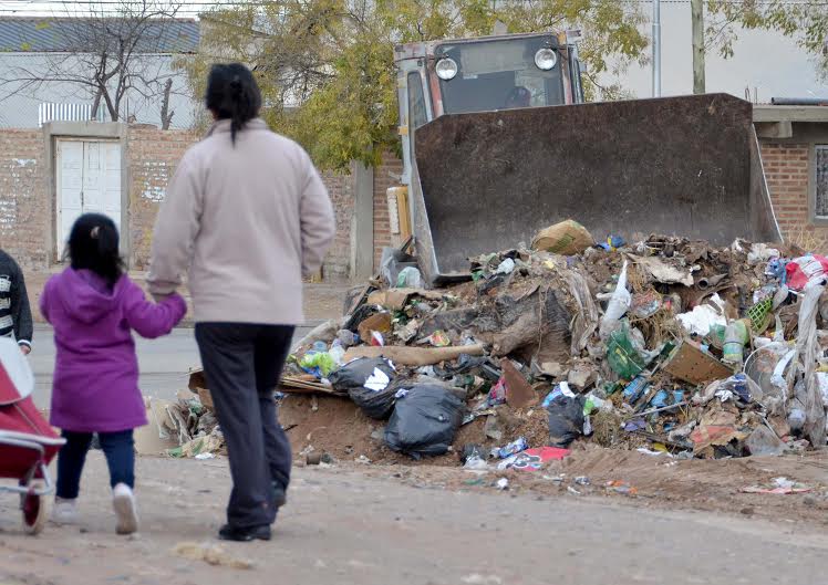 No cesan los microbasurales en Neuquén capital