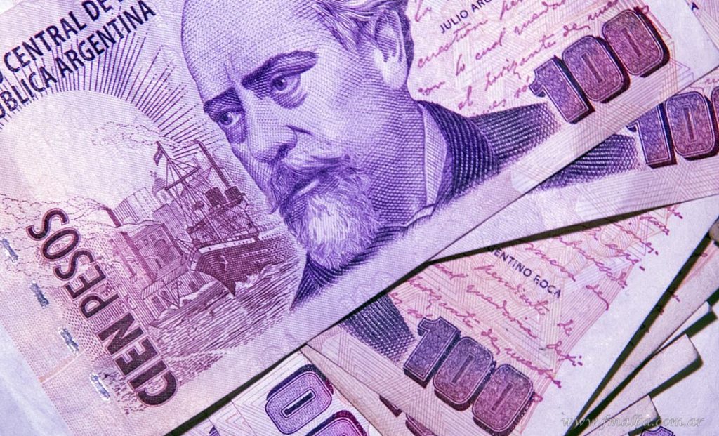 Ahora son los billetes de 100: Una versión se vende hasta por 22 mil pesos