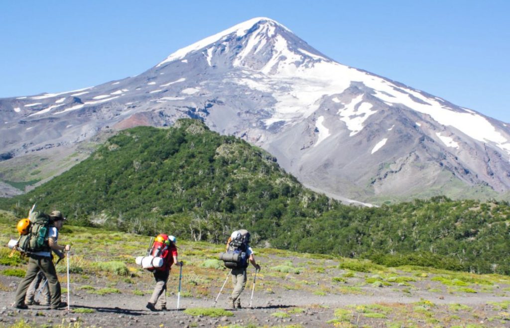 Una mujer tuvo que ser rescatada del volcán Lanín