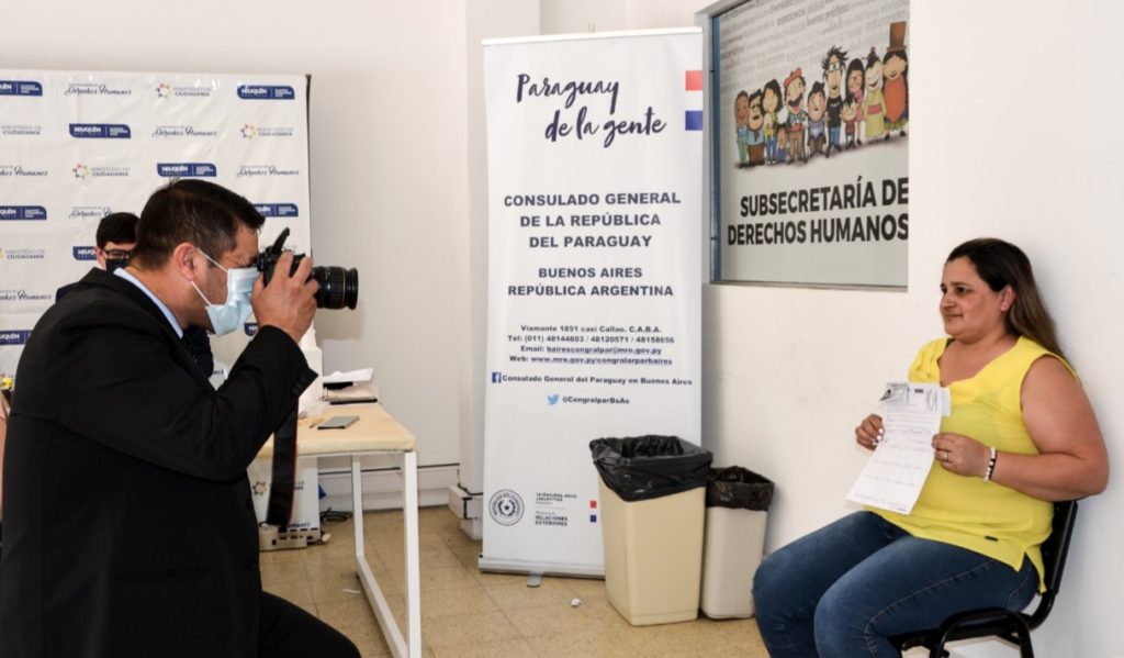 El consulado paraguayo realizó 400 trámites en Neuquén