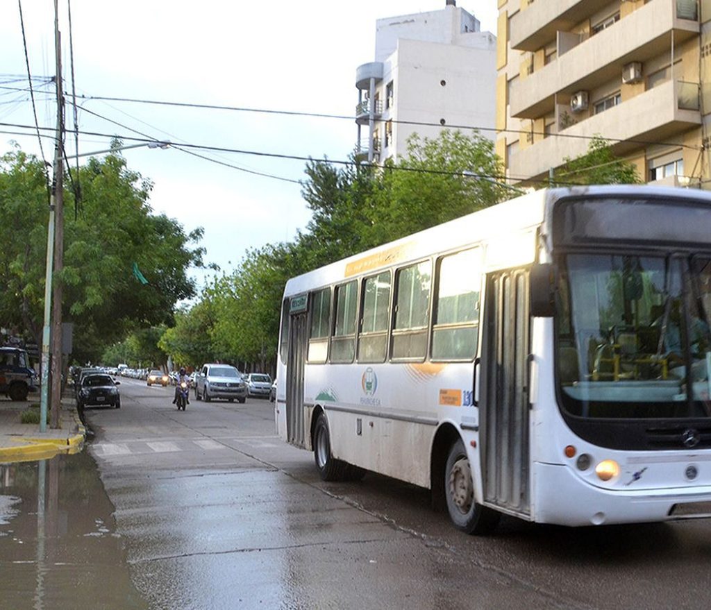 Transporte: La Defensoría del Pueblo pide una audiencia pública y no descarta una acción legal contra la muni