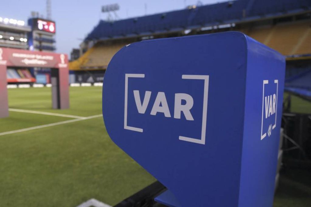 El VAR llega al fútbol argentino en la octava fecha