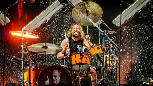 Murió el baterista de Foo Fighters, Taylor Hawkins