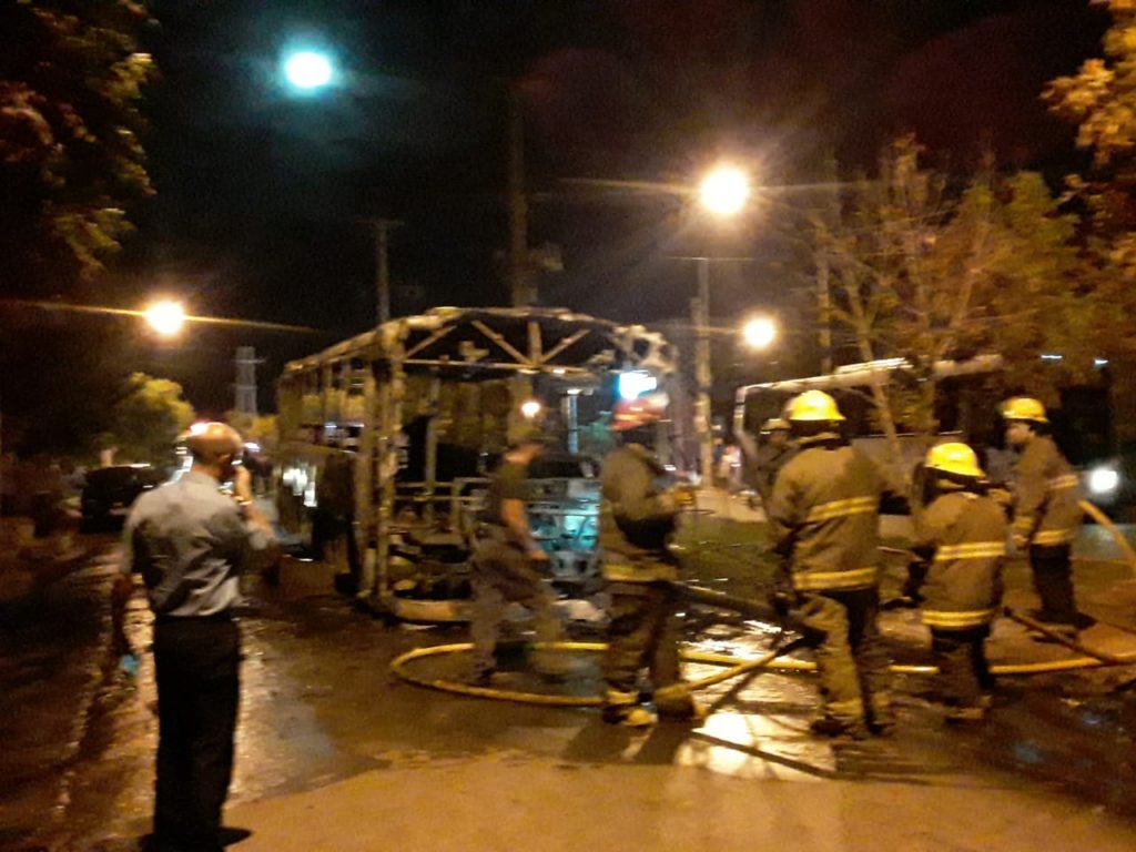 Incendio sorprendió a vecinos de Alta Barda