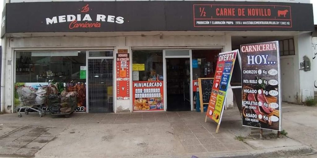 Violento robo a una carnicería del Oeste: Le gatillaron dos veces a la empleada
