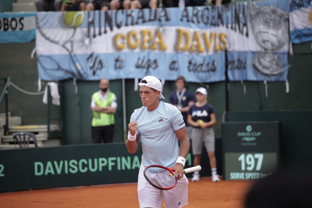 Argentina liquidó a República Checa y se metió en las finales de la Copa Davis