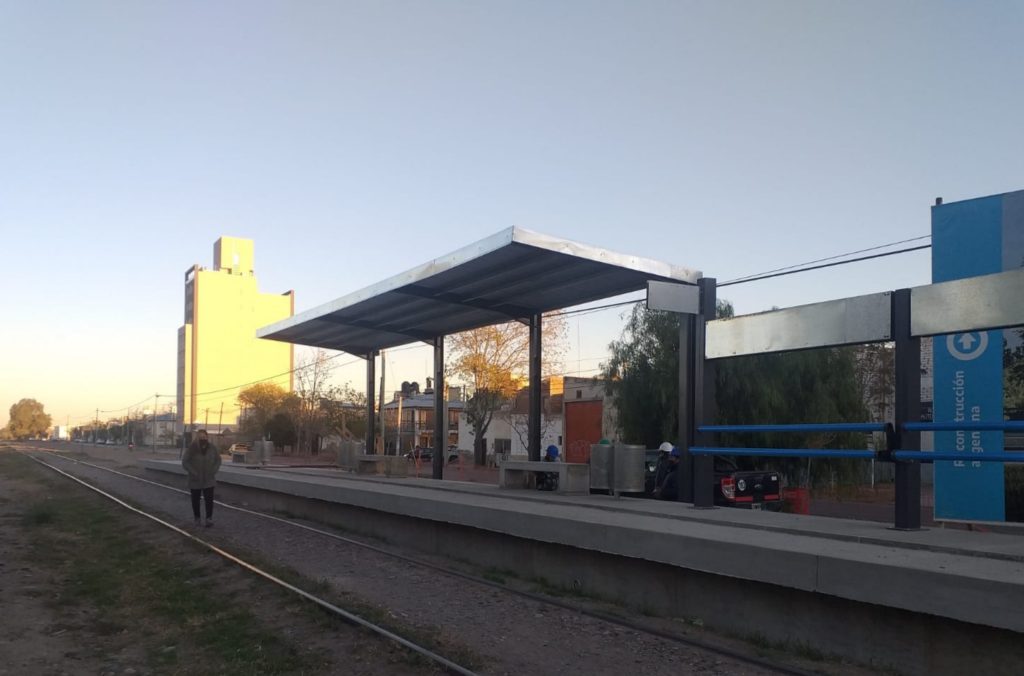 Gaido: «Los apeaderos del Tren del Valle están listos y esperamos que Nación venga a inaugurarlos»