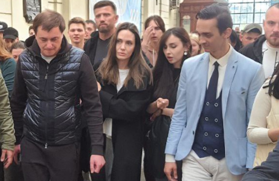 Angelina Jolie fue evacuada de emergencia durante una visita por Ucrania