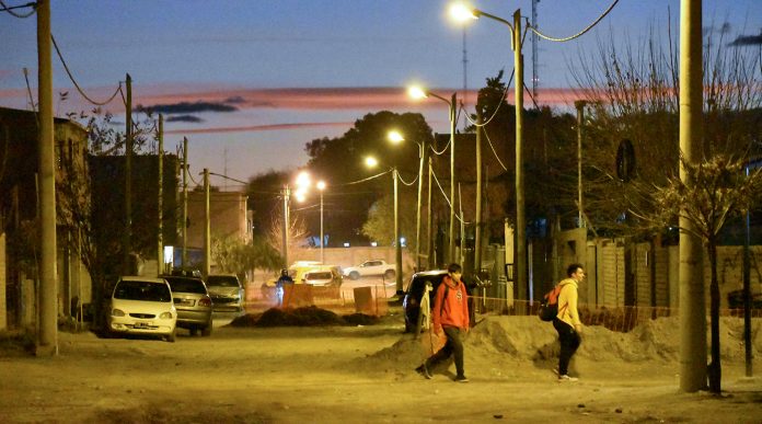 La Familia ya cuenta con la red de energía eléctrica