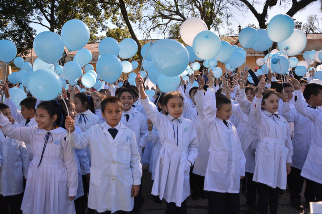 La ciudad vivirá un lunes patrio con más de mil niños prometiendo la bandera