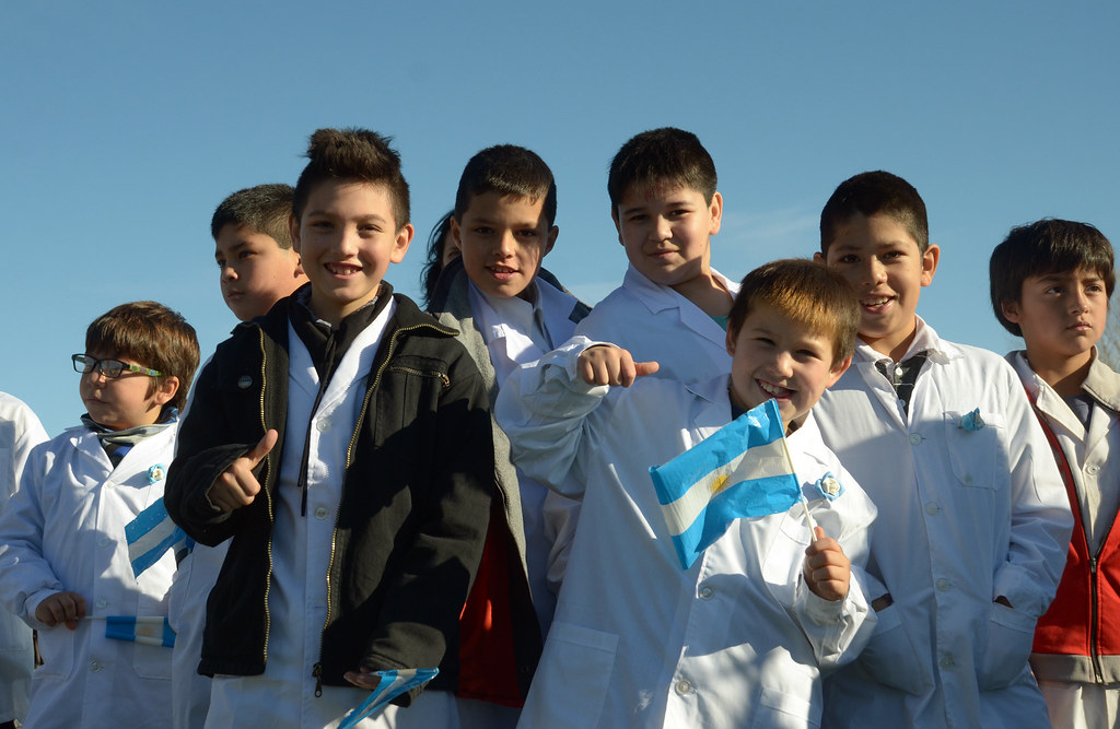 Más de mil chicos de dieciocho escuelas prometerán la bandera en el Paseo de la Costa