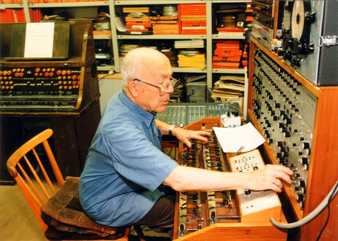 Google homenajea al físico y compositor alemán Oskar Sala