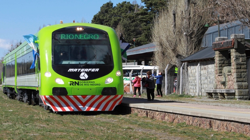 El Tren Patagónico fue chocado mientras realizaba pruebas