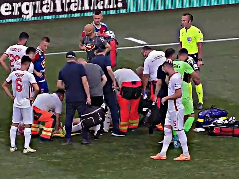 Susto en el fútbol húngaro por un choque que generó la convulsión de un jugador