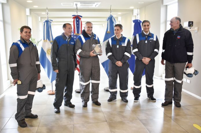 Gutiérrez y el embajador Stanley recorrieron Loma Campana