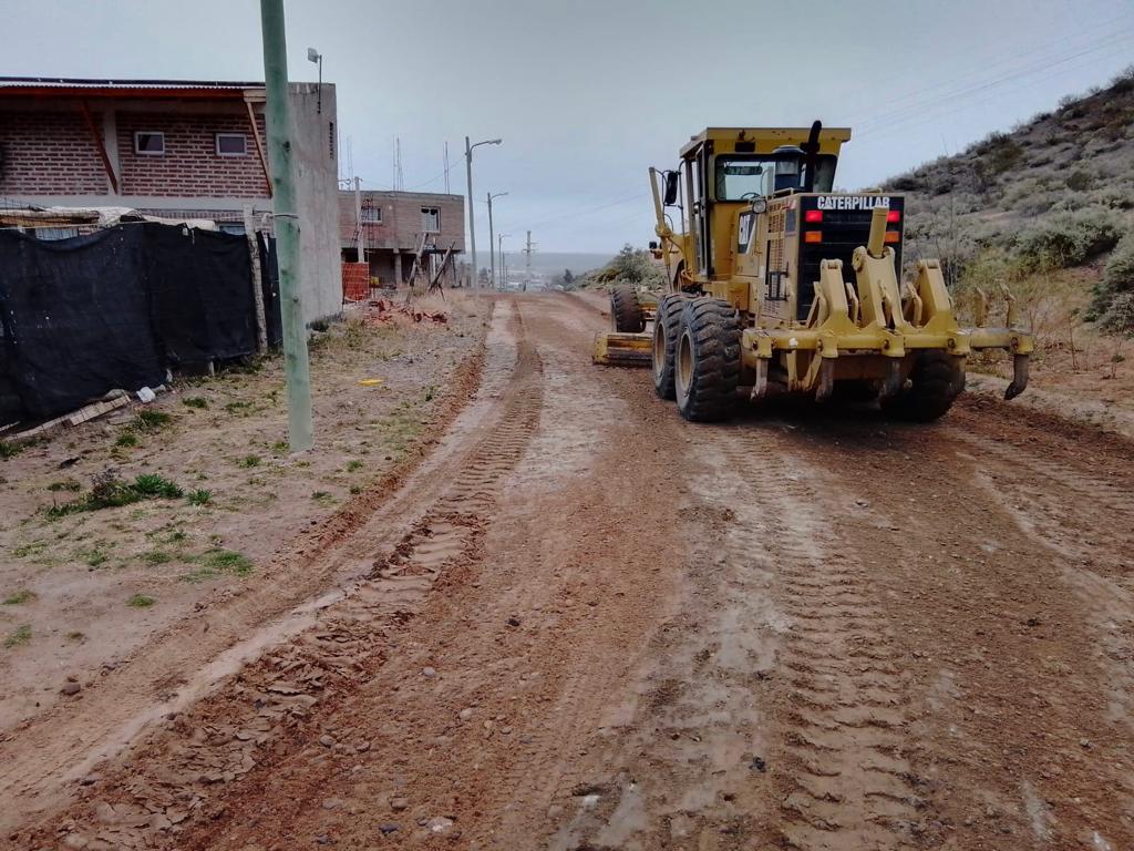 Tras el temporal de lluvias, el municipio intensifica las tareas de mantenimiento vial