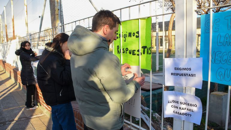 Familiares del hombre que murió en el CEF 4 exigen explicaciones