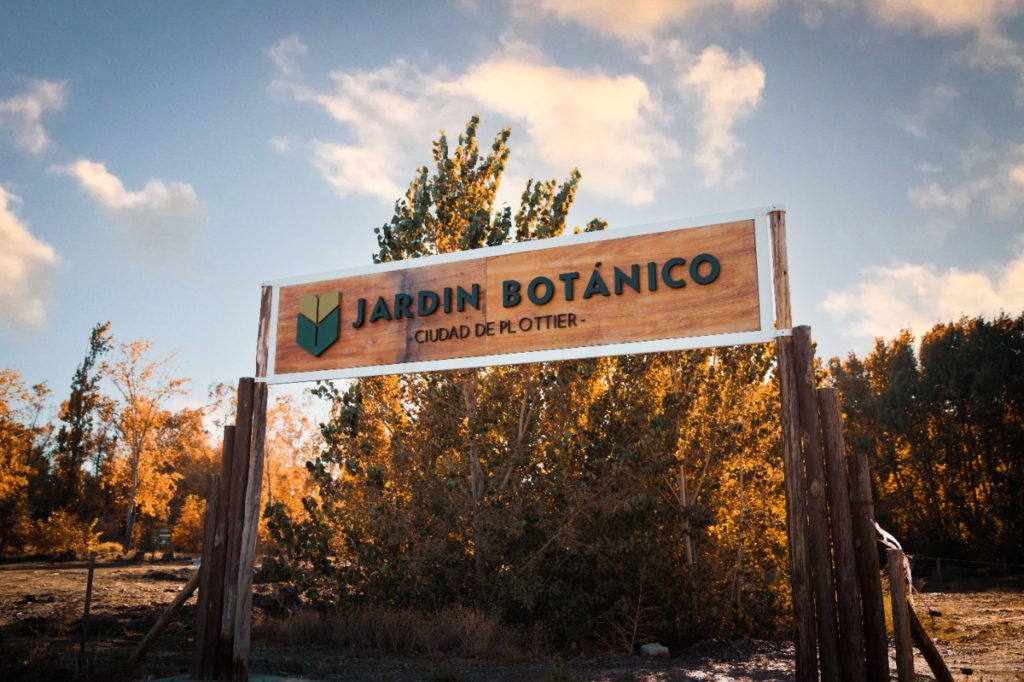 Sacaron «camionadas» de basura en el Jardín Botánico