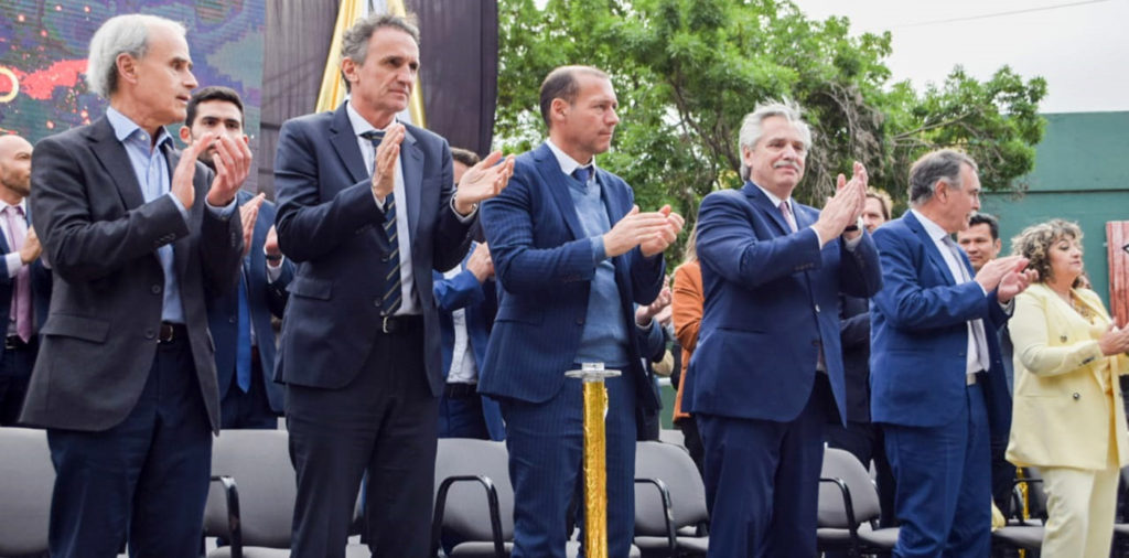 Centenario festejó sus 100 años con un gran desfile y la presencia del presidente Alberto Fernández