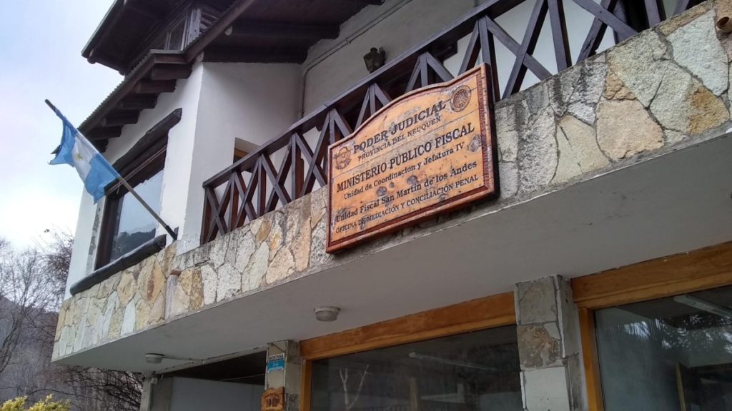 Le formularon cargos a los ladrones de turistas de San Martín de los Andes