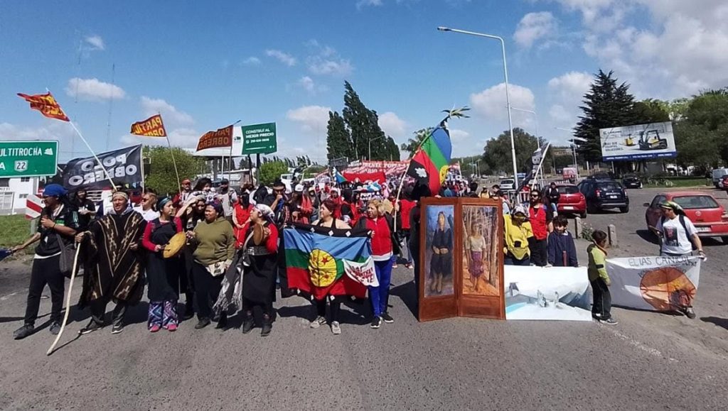 Marcharán a los puentes Neuquén-Cipolletti para pedir la liberación de las mujeres mapuches