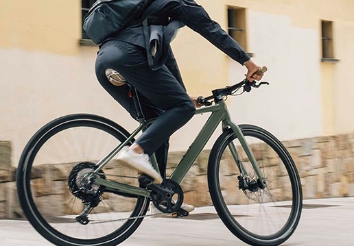 Le robaron la bici, siguió al delincuente y la recuperó a golpes