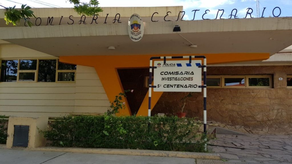 Estudiantes de la EPET N°22 de Centenario son asaltados camino a la escuela