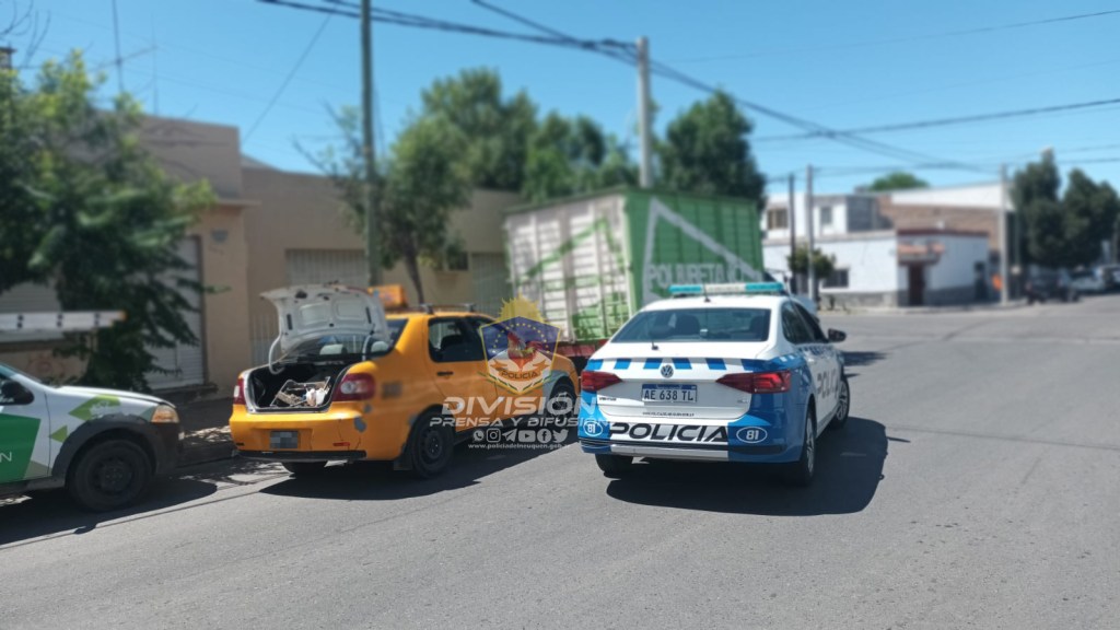 Demorado tras intentar robar una rueda y darse a la fuga en un taxi