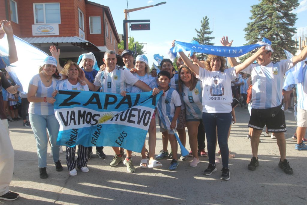 Así festejó la tierra natal de Marcos «Huevo» Acuña