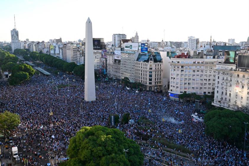 Festejo mundial: Mira la foto de 360° que sorprende al mundo