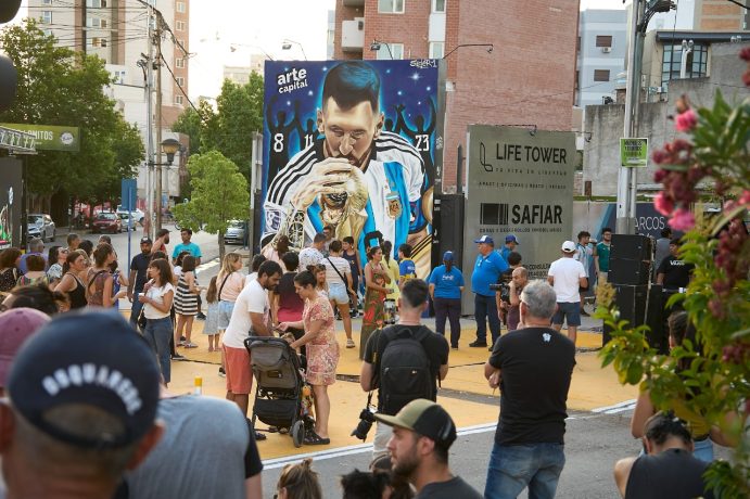 Así quedó el mural de Messi en Neuquén capital