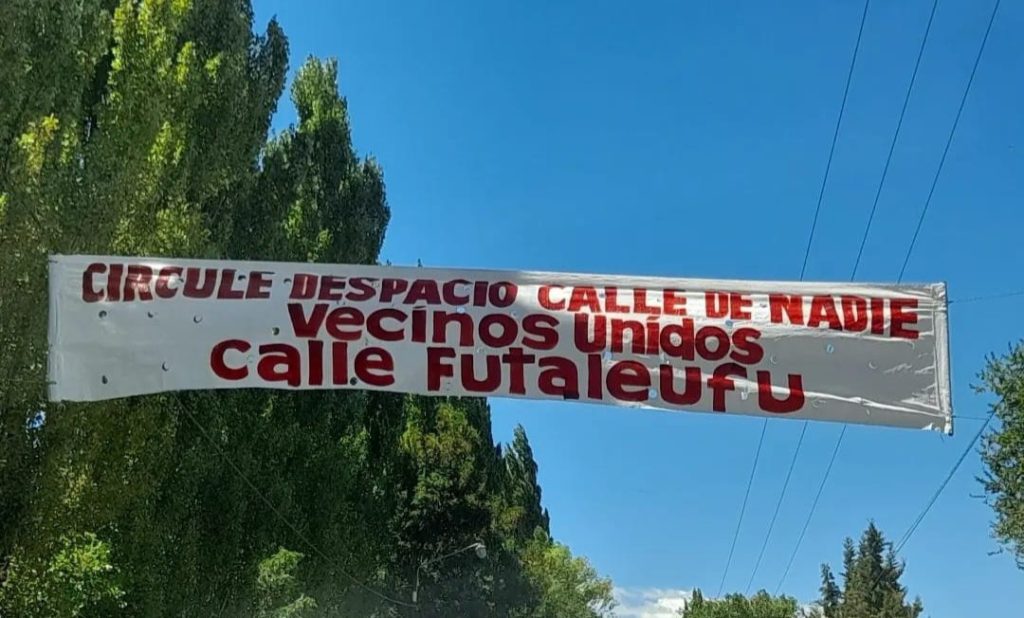 Vecinos de la Futaleufú ya no saben a quien pedirle las obras necesarias para la calle