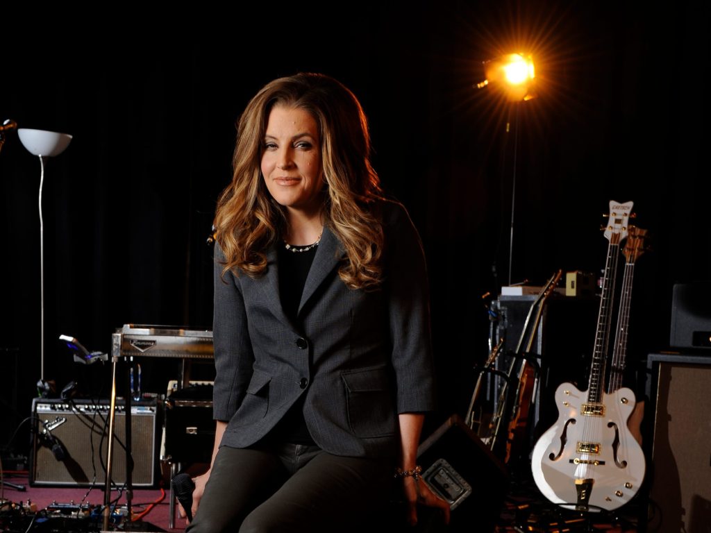 Murió la cantante Lisa Presley