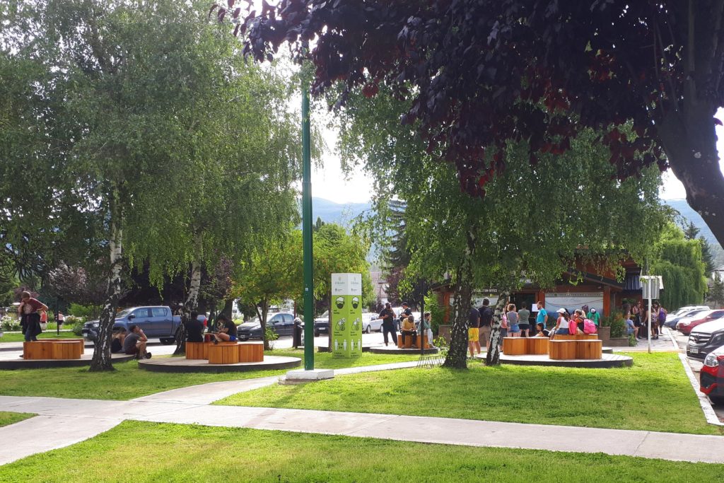 Atraparon a un hombre con un inhibidor en su poder en el centro de El Bolsón