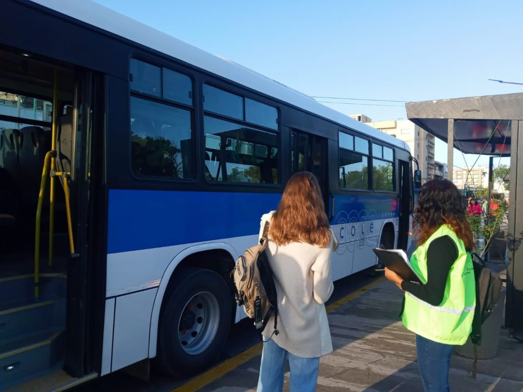 La muni capacita y aconseja a los usuarios del transporte público