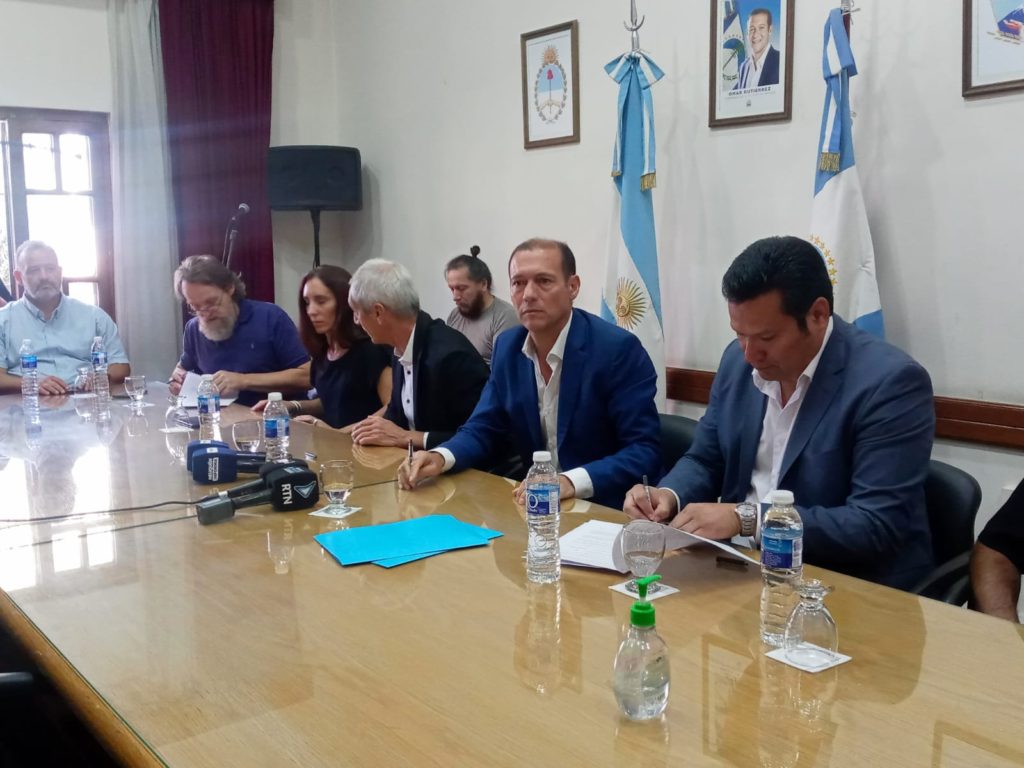 Gutiérrez anunció el cronograma de pago de jubilados y estatales