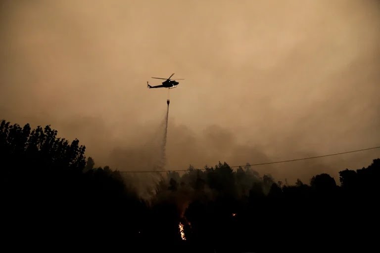 Confirman más de 20 muertes por los incendios forestales de Chile