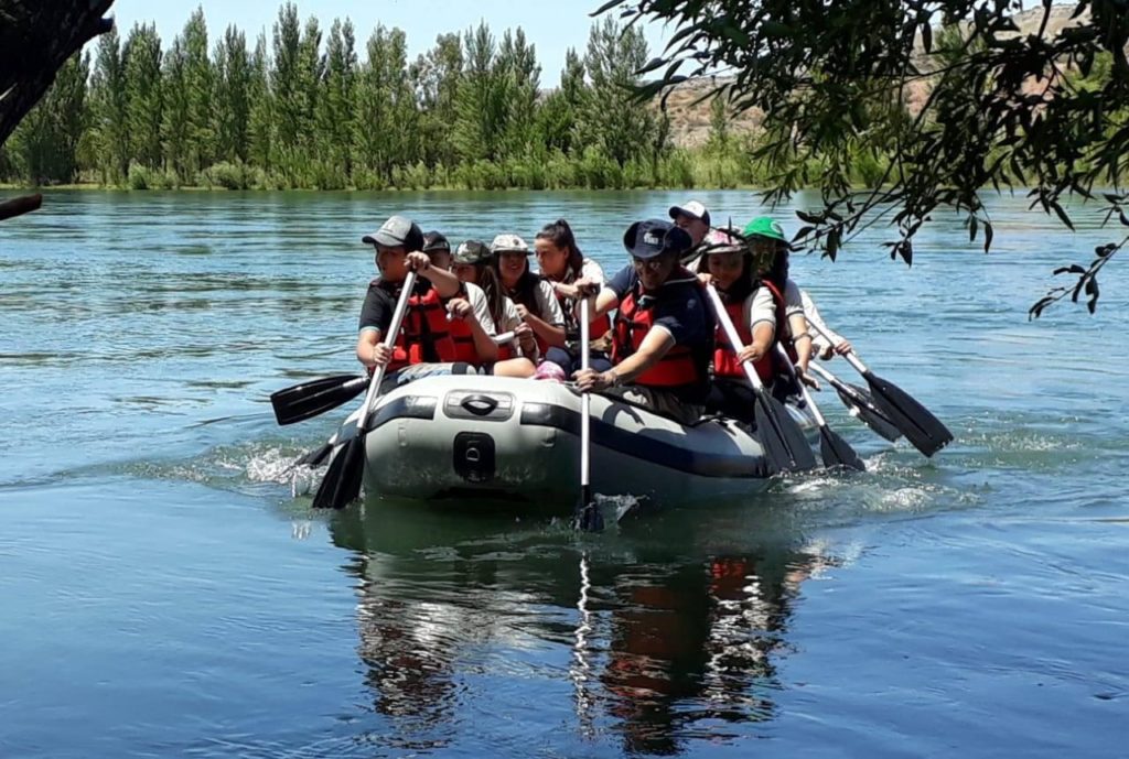 Invitan a participar de una flotada en el río Negro