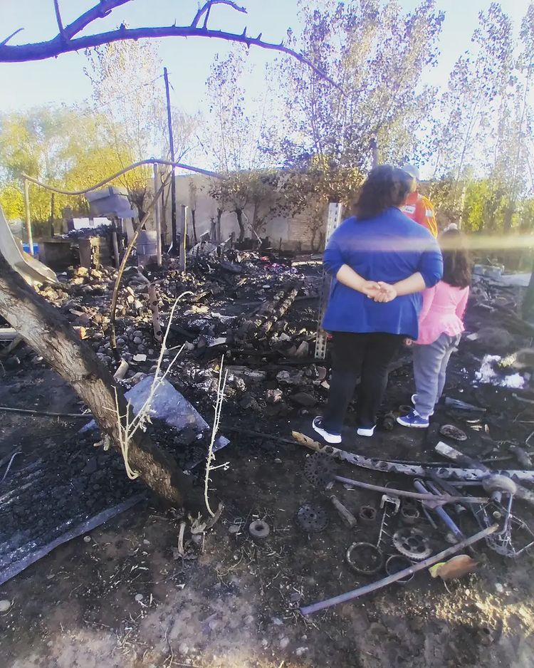 Una casa-merendero de Colonia Rural Nueva Esperanza se incendió y necesita ayuda