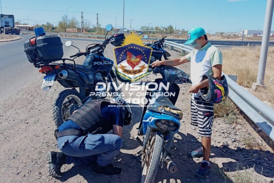 Policía sorprende a ladrón de motos en la rotonda de Casimiro Gómez