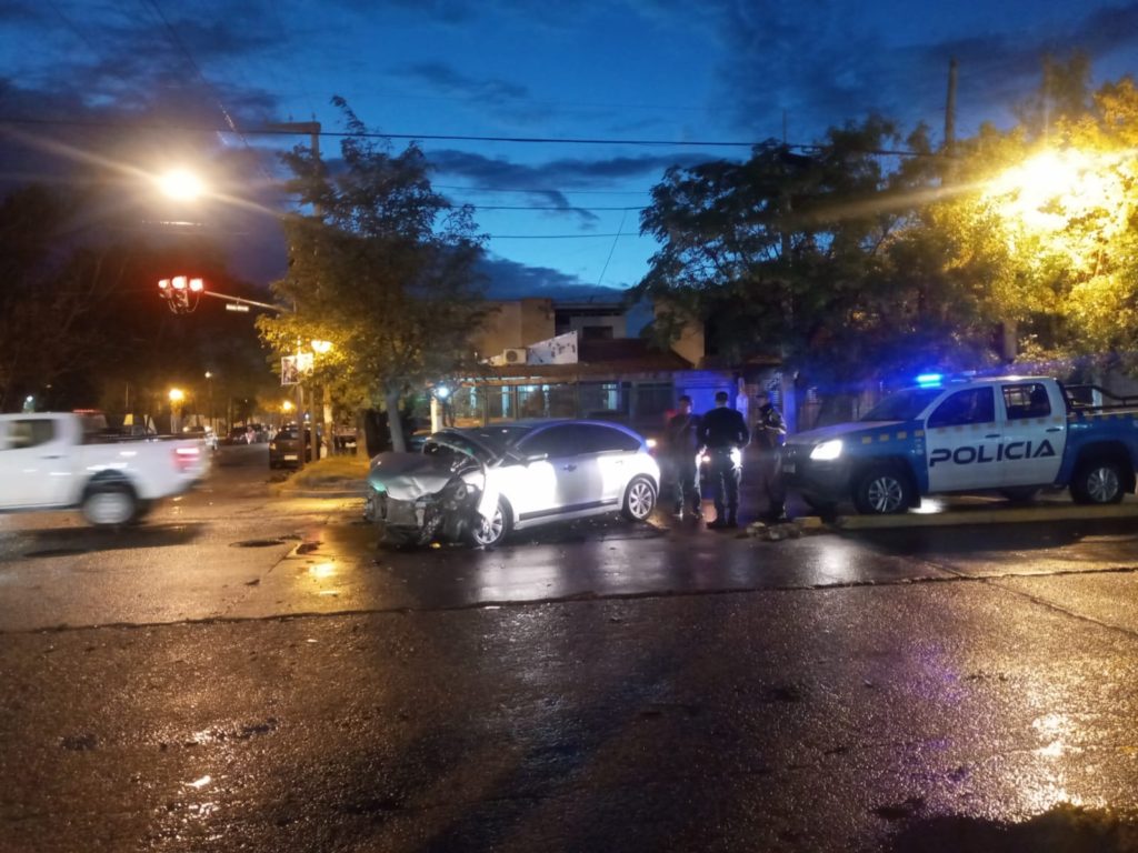 Lo de siempre: Lluvia y accidentes en la ciudad