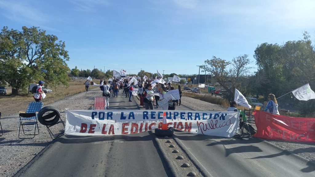 Unter realiza cortes intermitentes en la Ruta 151