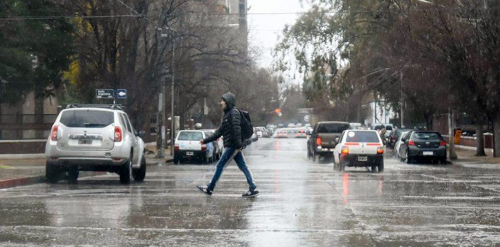 Alerta meteorológica: Precaución en la zona cordillerana por nevadas durante el fin de semana largo