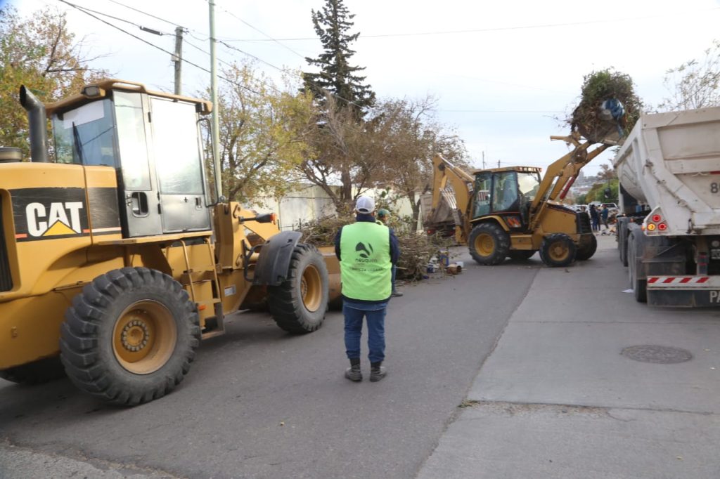 Puerta a Puerta se traslada a Bouquet Roldán y Cumelén y recolecta 67 toneladas de residuos