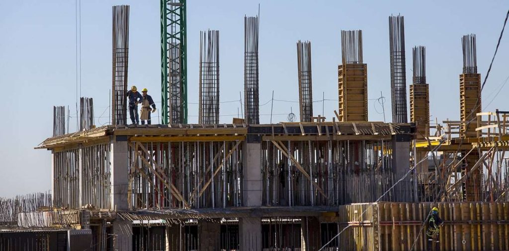 Neuquén supera los 20,000 empleos y lidera el ranking salarial en la construcción