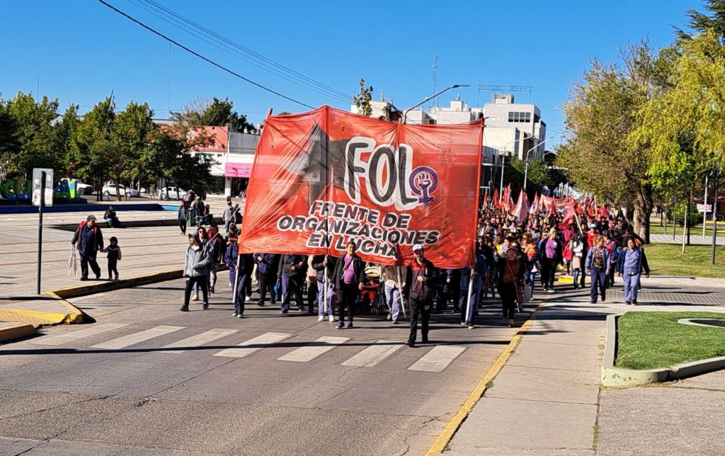 Organizaciones sociales salen a las calles en Neuquén capital